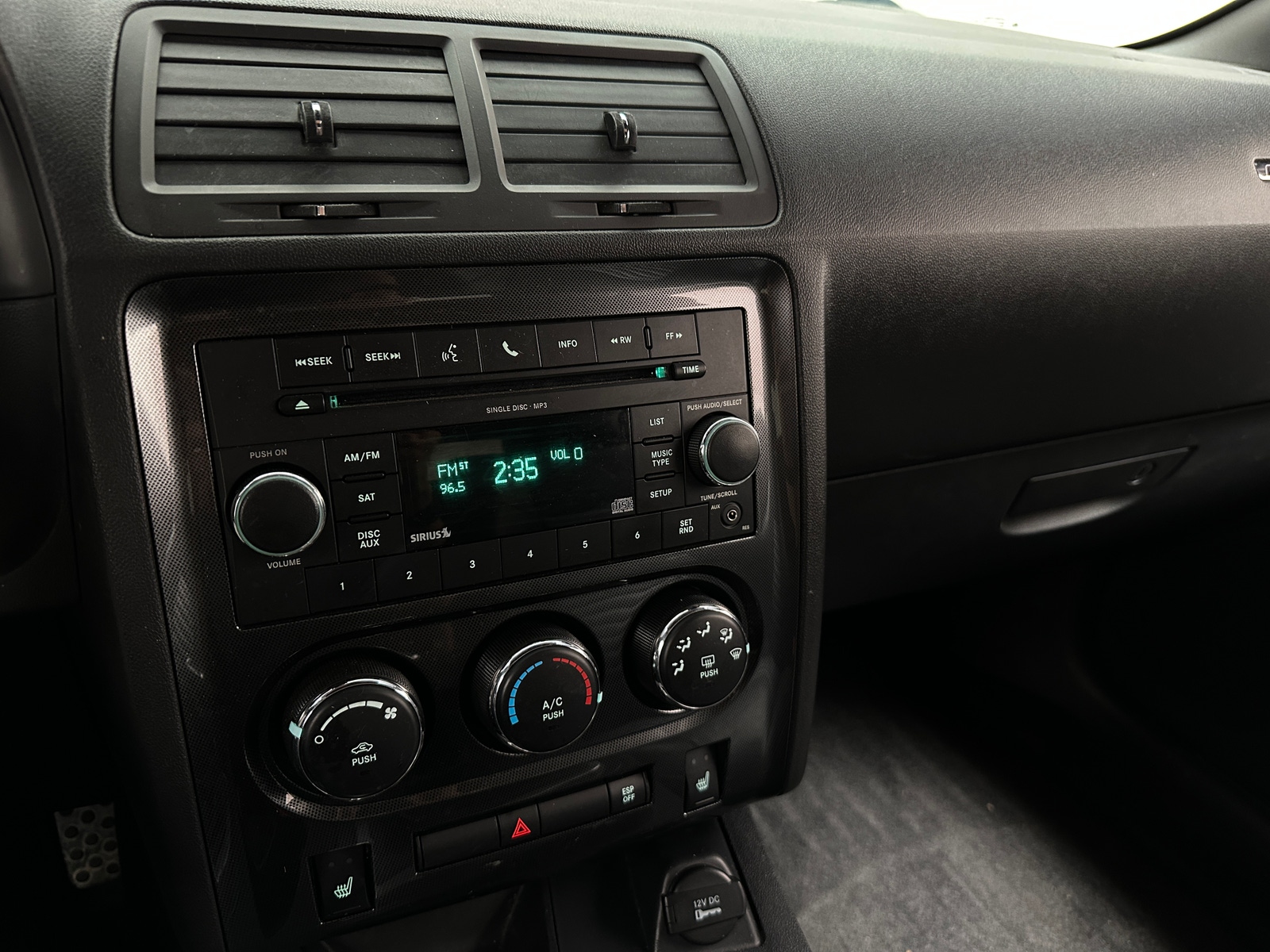 Thumbnail: 2010 Dodge Challenger - 3