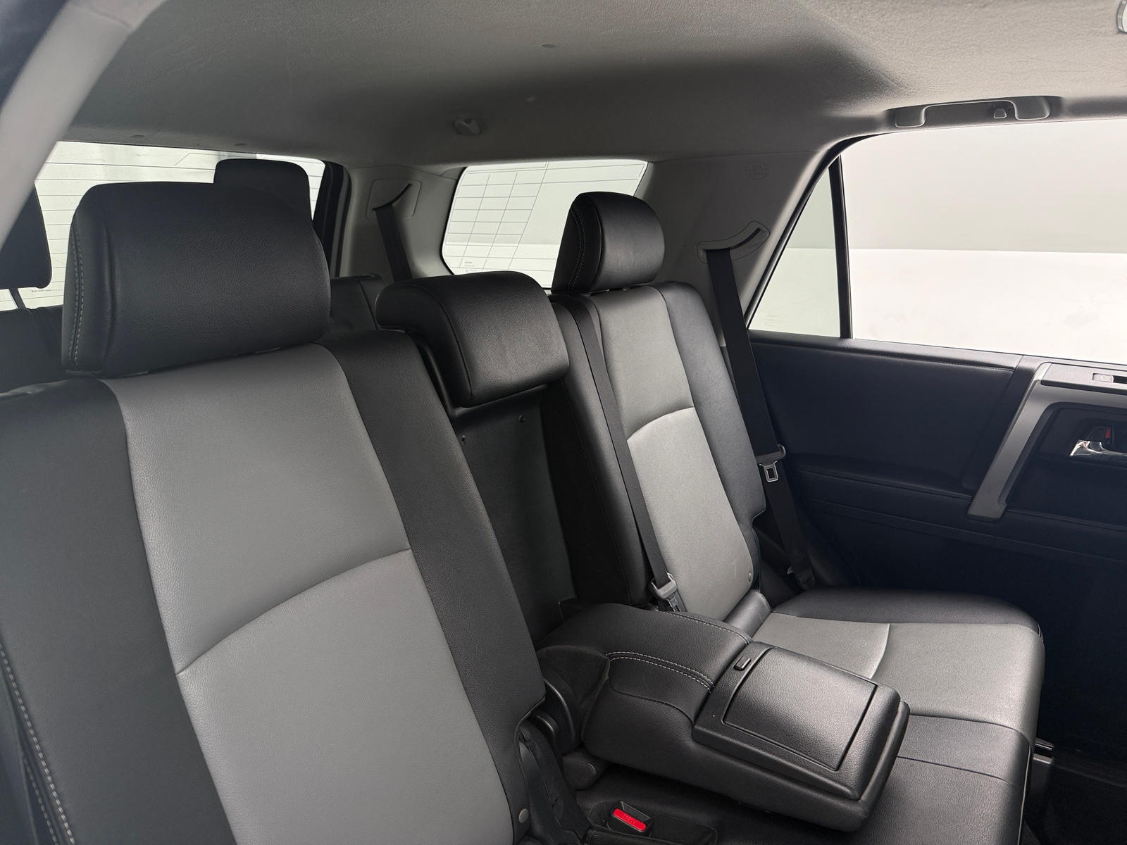 Thumbnail: 2020 Toyota 4Runner - 5