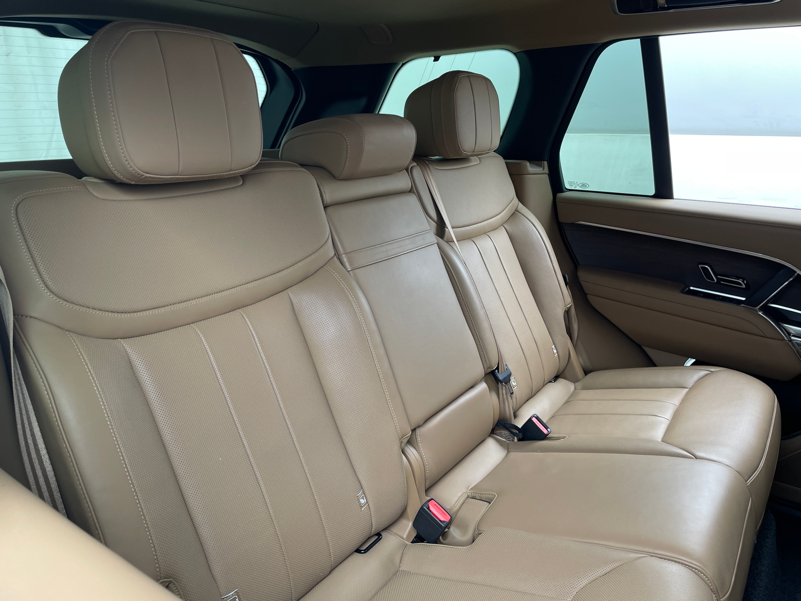 Thumbnail: 2023 Land Rover Range Rover - 5