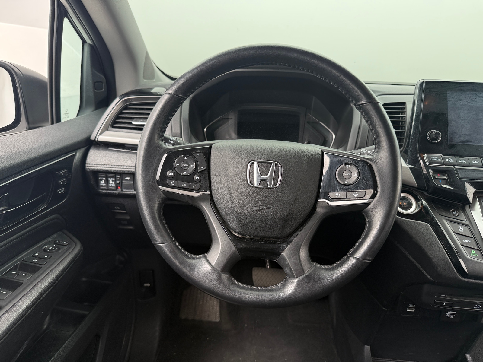 Thumbnail: 2023 Honda Odyssey - 4