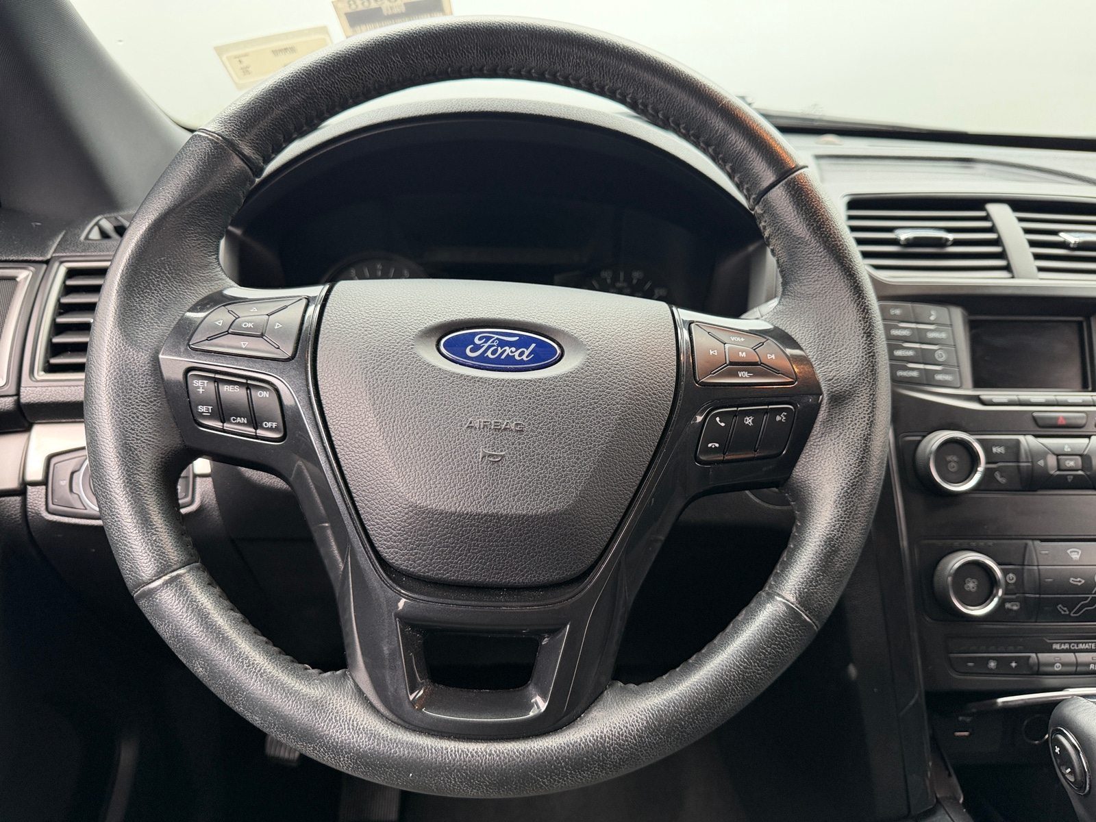 Thumbnail: 2019 Ford Explorer - 5