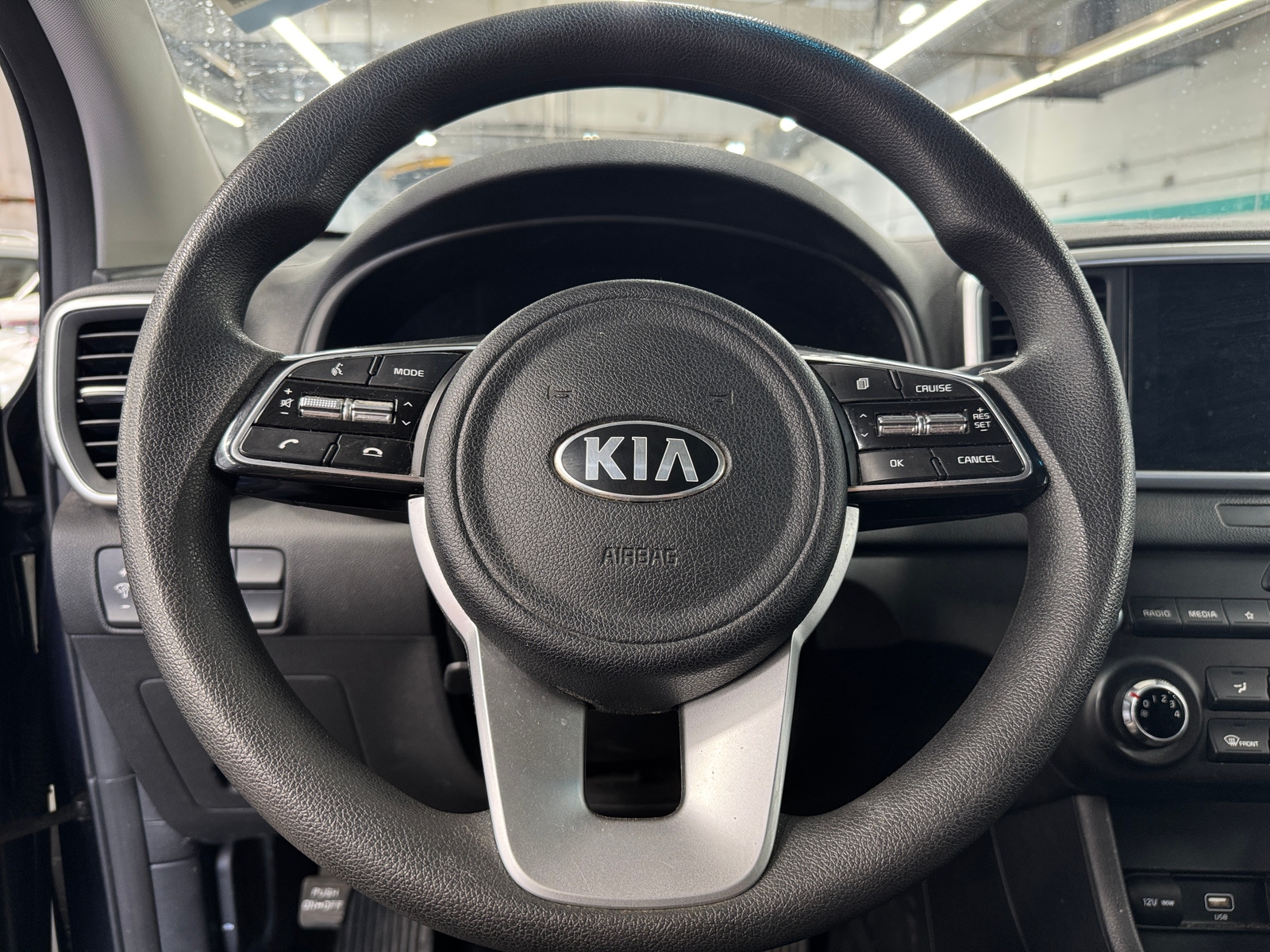 Thumbnail: 2022 Kia Sportage - 5