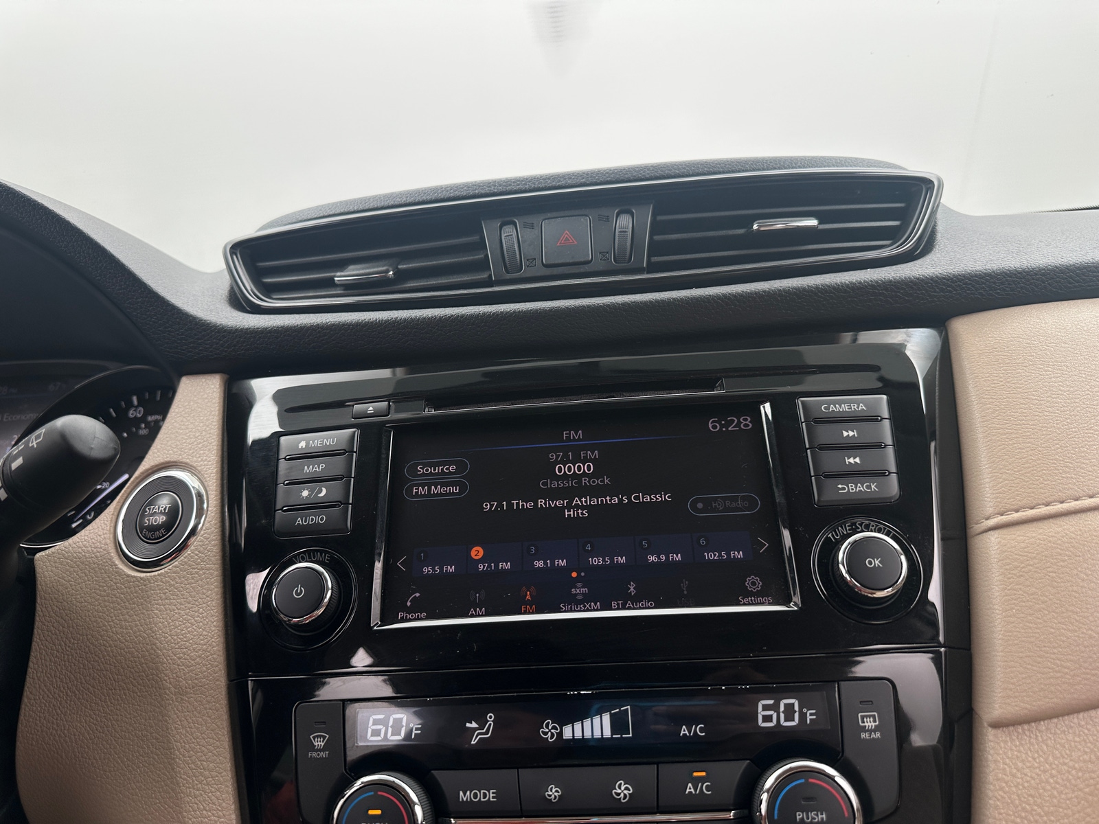 Thumbnail: 2018 Nissan Rogue - 4