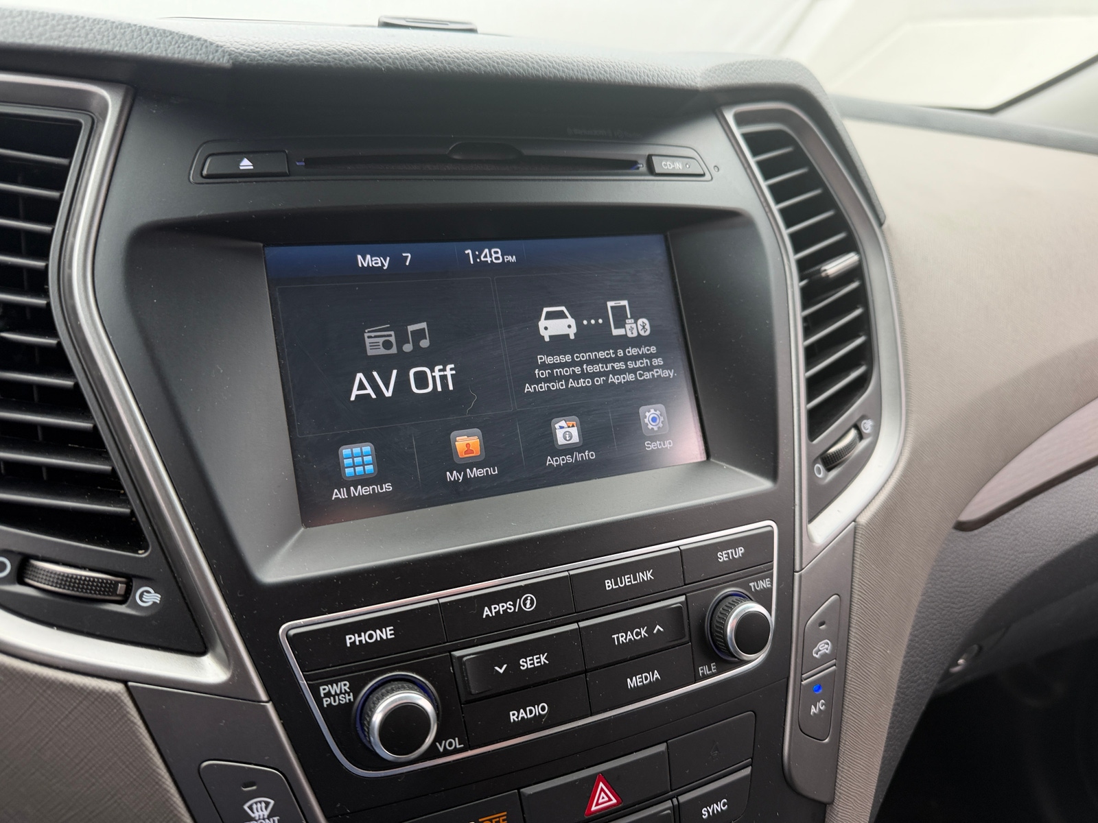 Thumbnail: 2018 Hyundai Santa Fe - 4