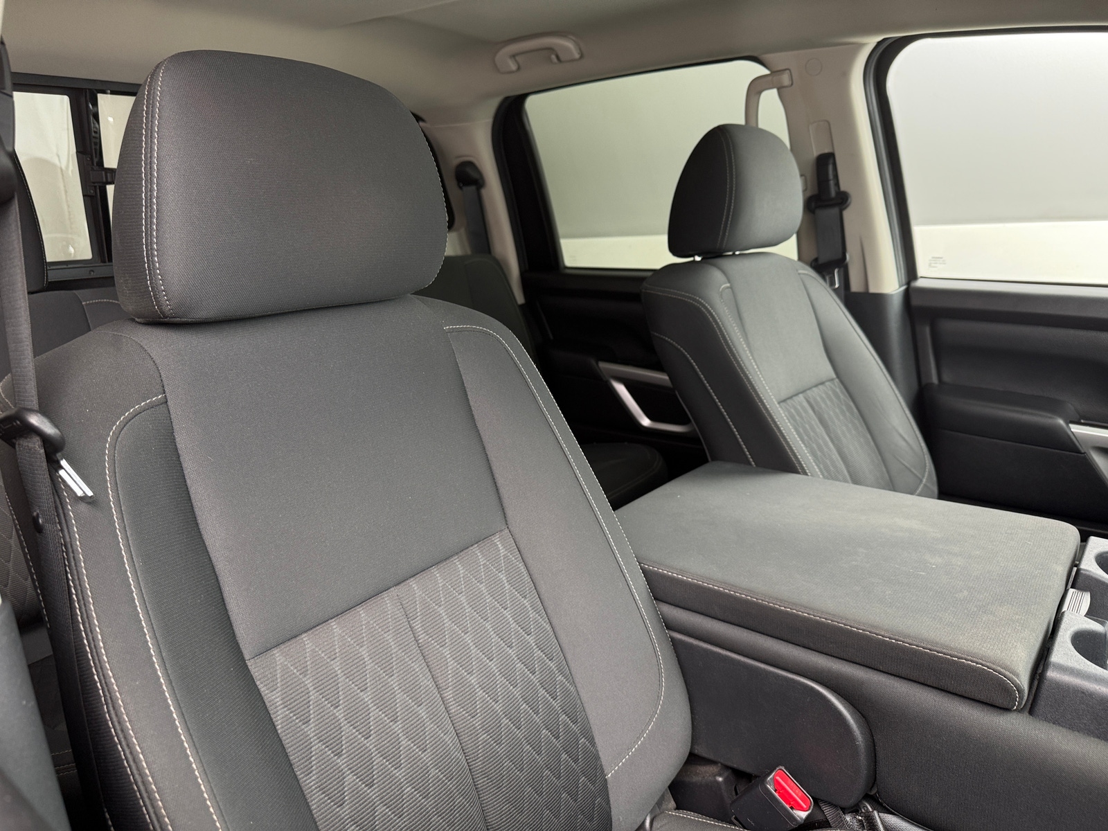 Thumbnail: 2019 Nissan Titan - 2