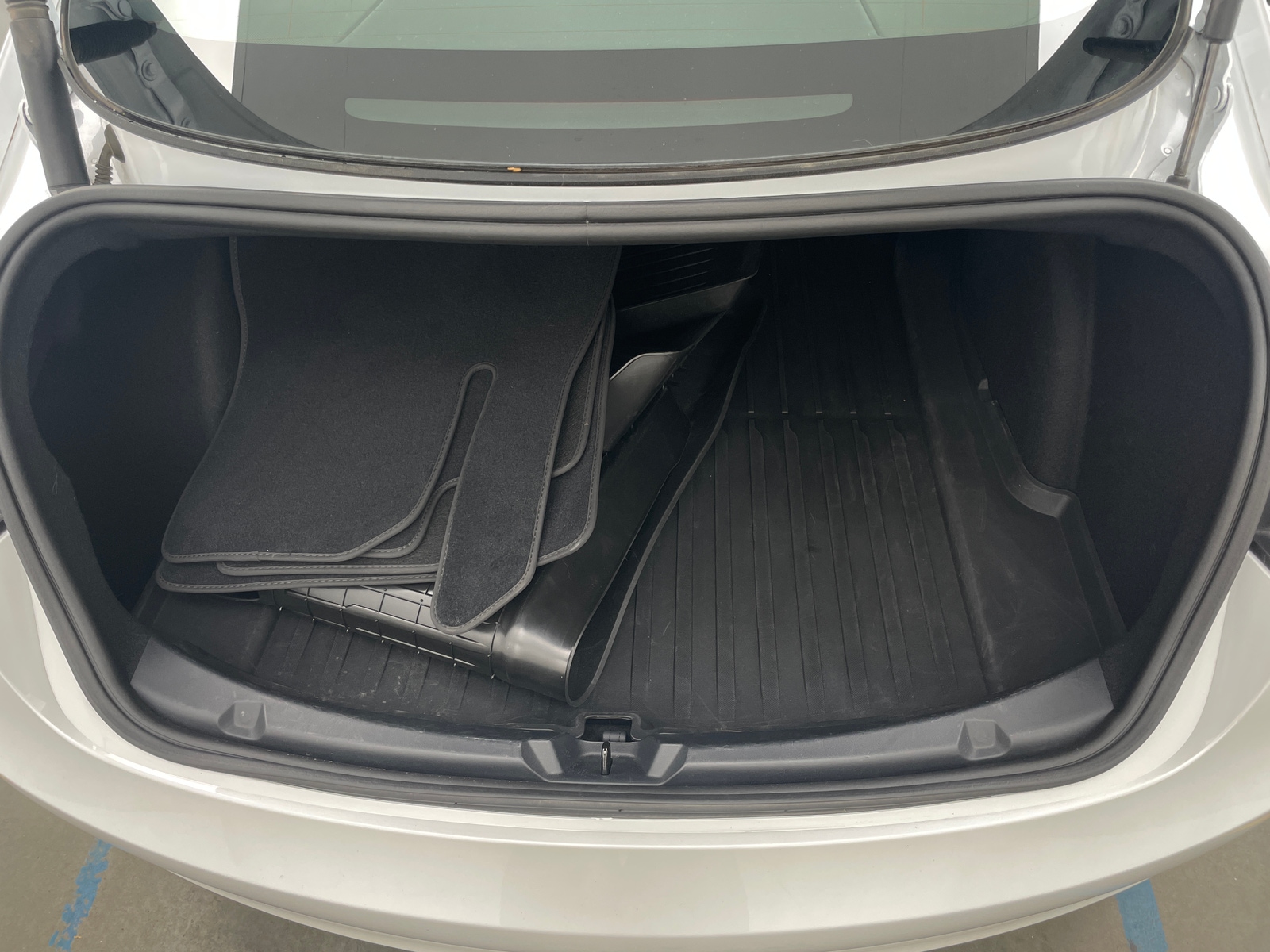 Thumbnail: 2023 Tesla Model 3 - 6