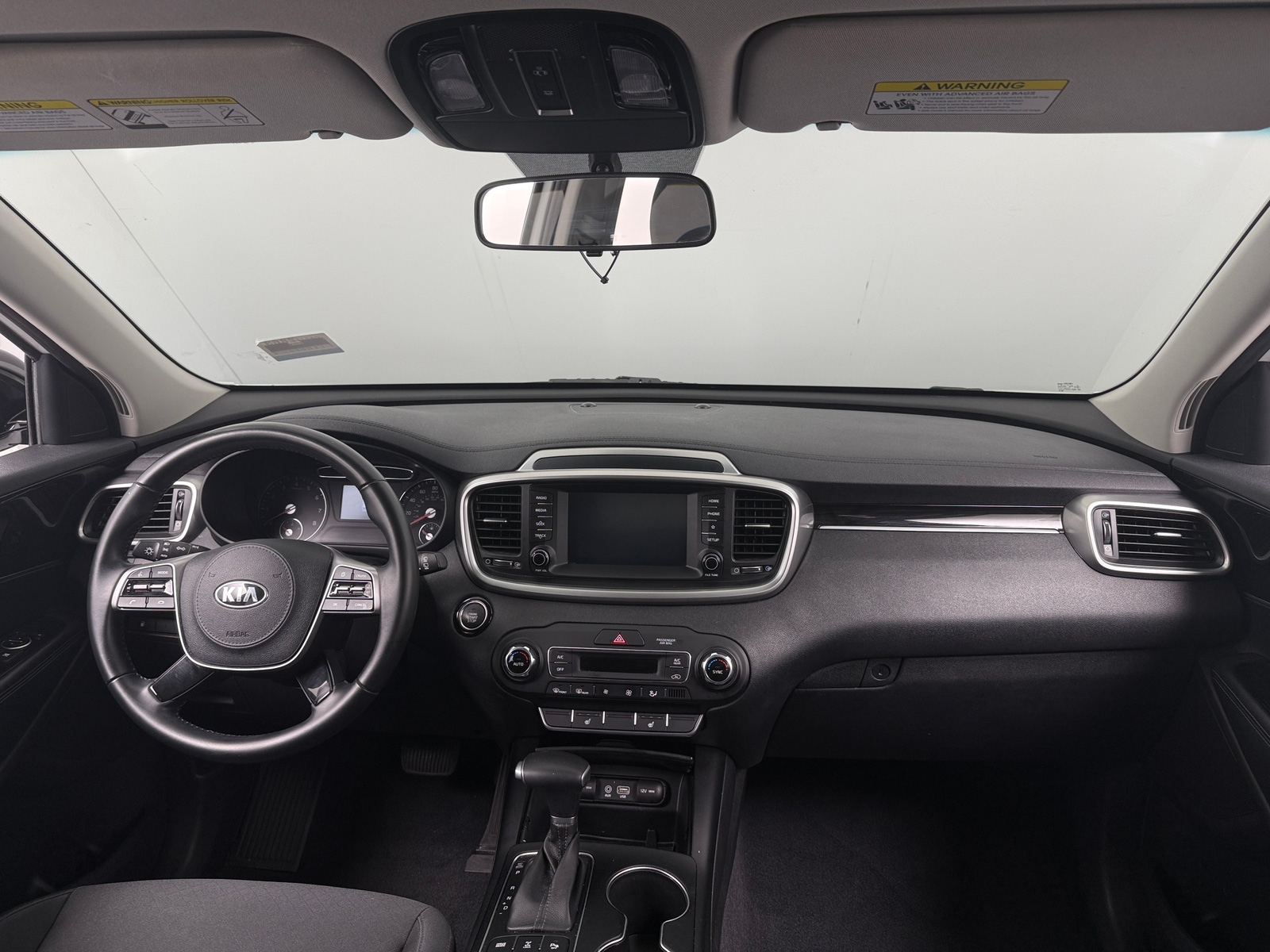 Thumbnail: 2020 Kia Sorento - 3