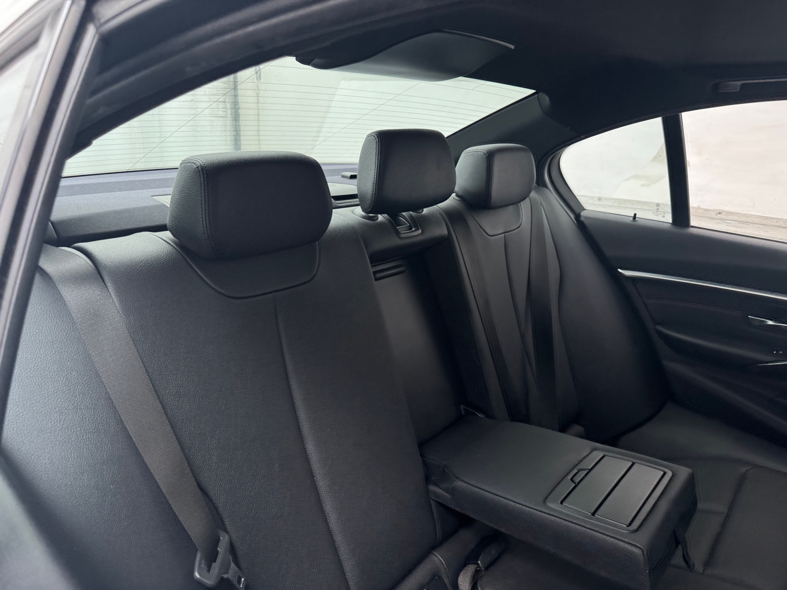 Thumbnail: 2018 BMW 3 Series - 5
