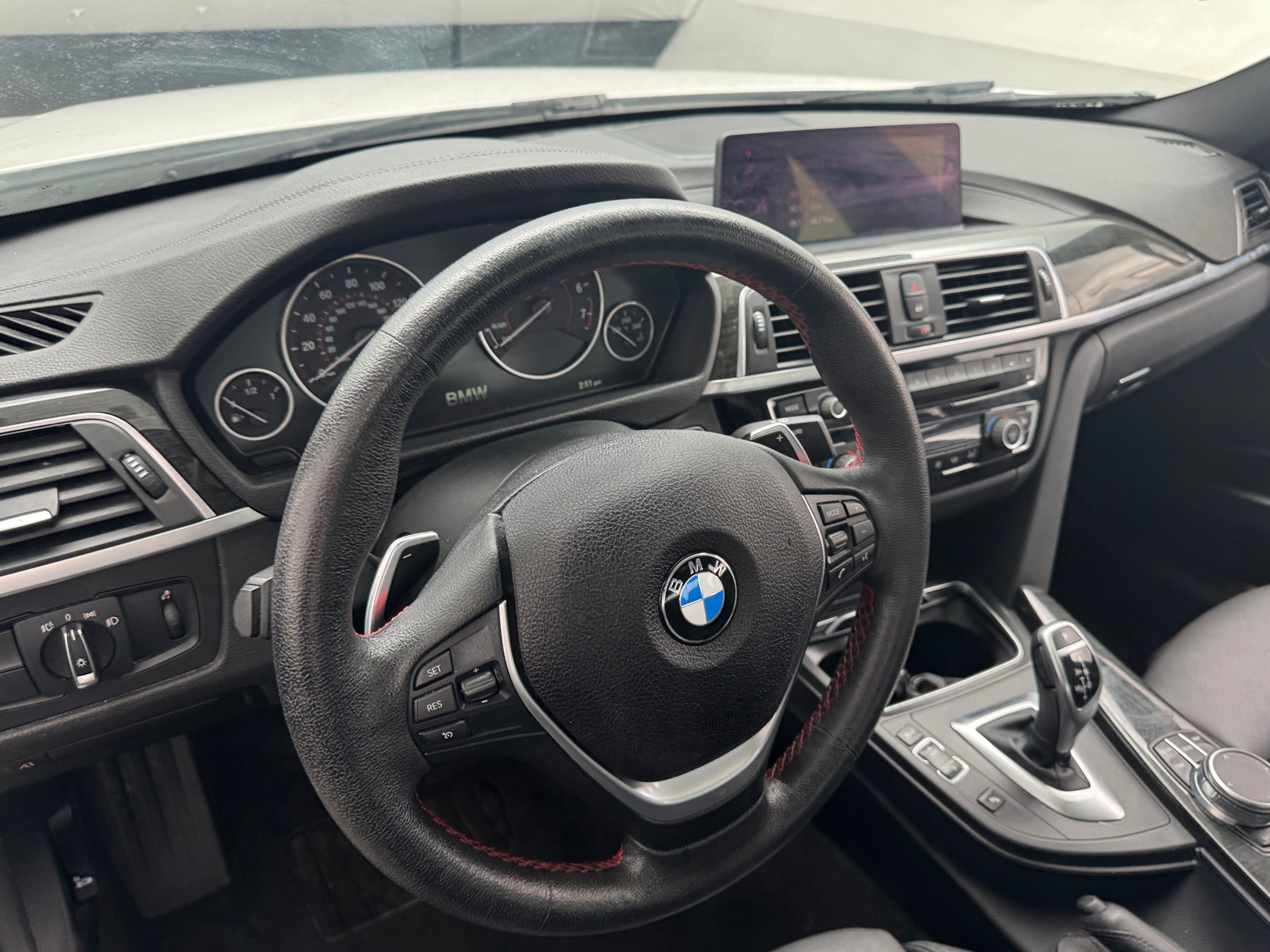 Thumbnail: 2018 BMW 3 Series - 4