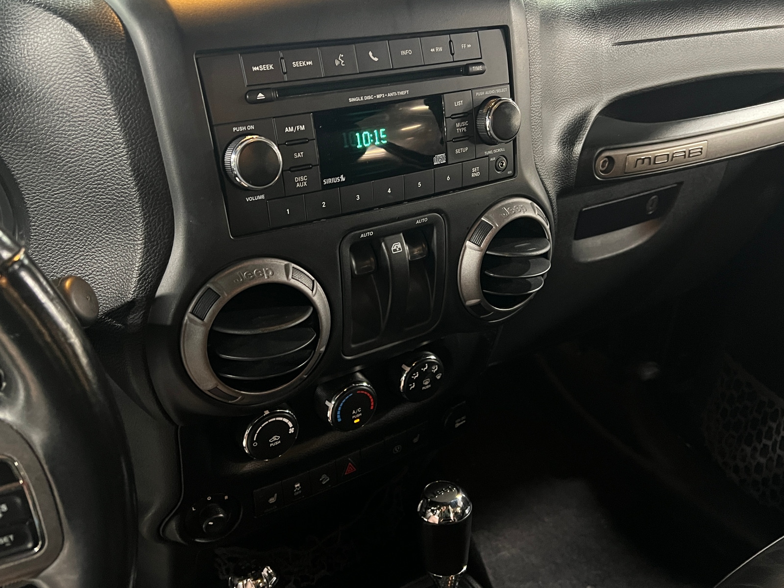 Thumbnail: 2013 Jeep Wrangler - 3