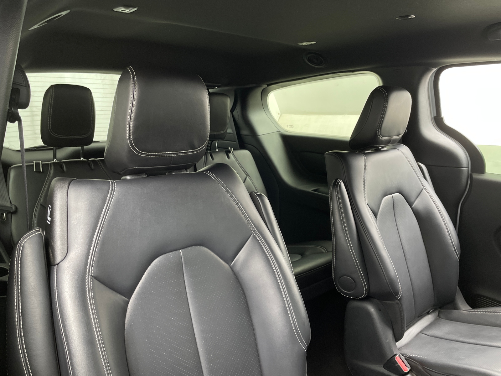 Thumbnail: 2024 Chrysler Pacifica - 5