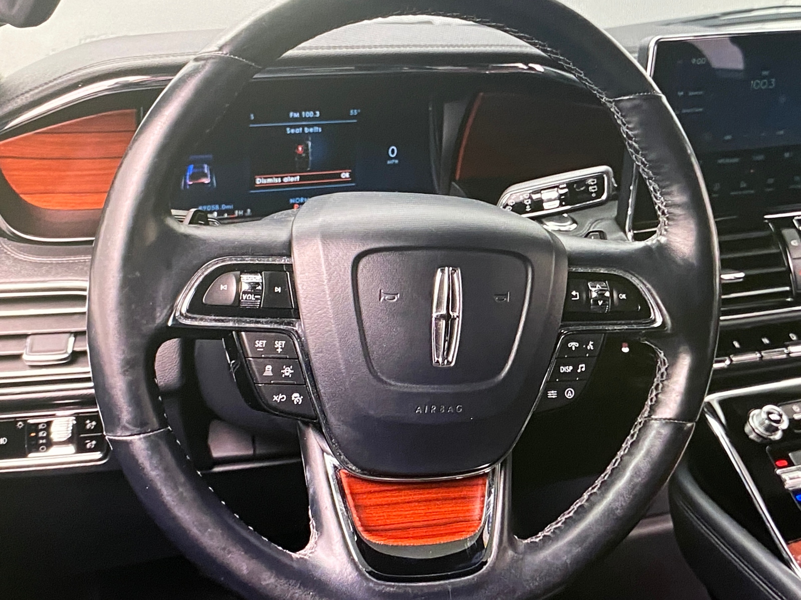 Thumbnail: 2023 Lincoln Navigator - 4