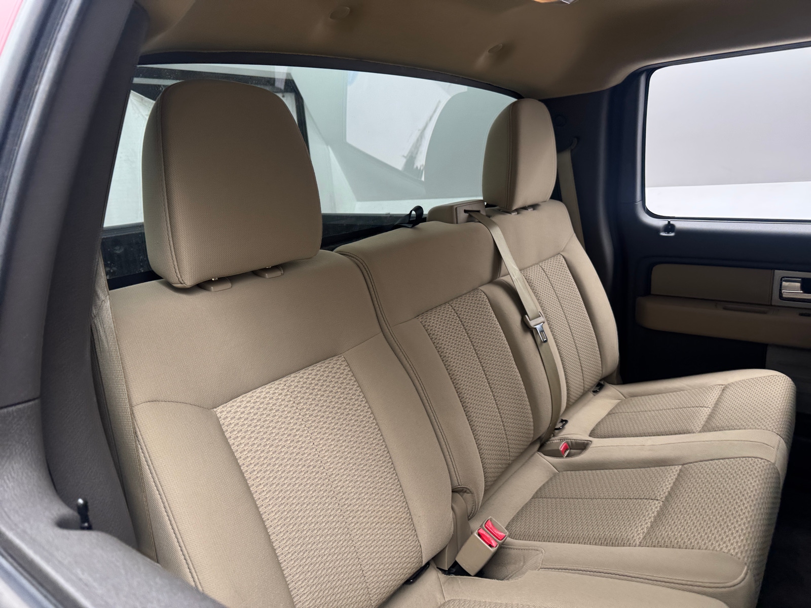 Thumbnail: 2010 Ford Econoline - 6