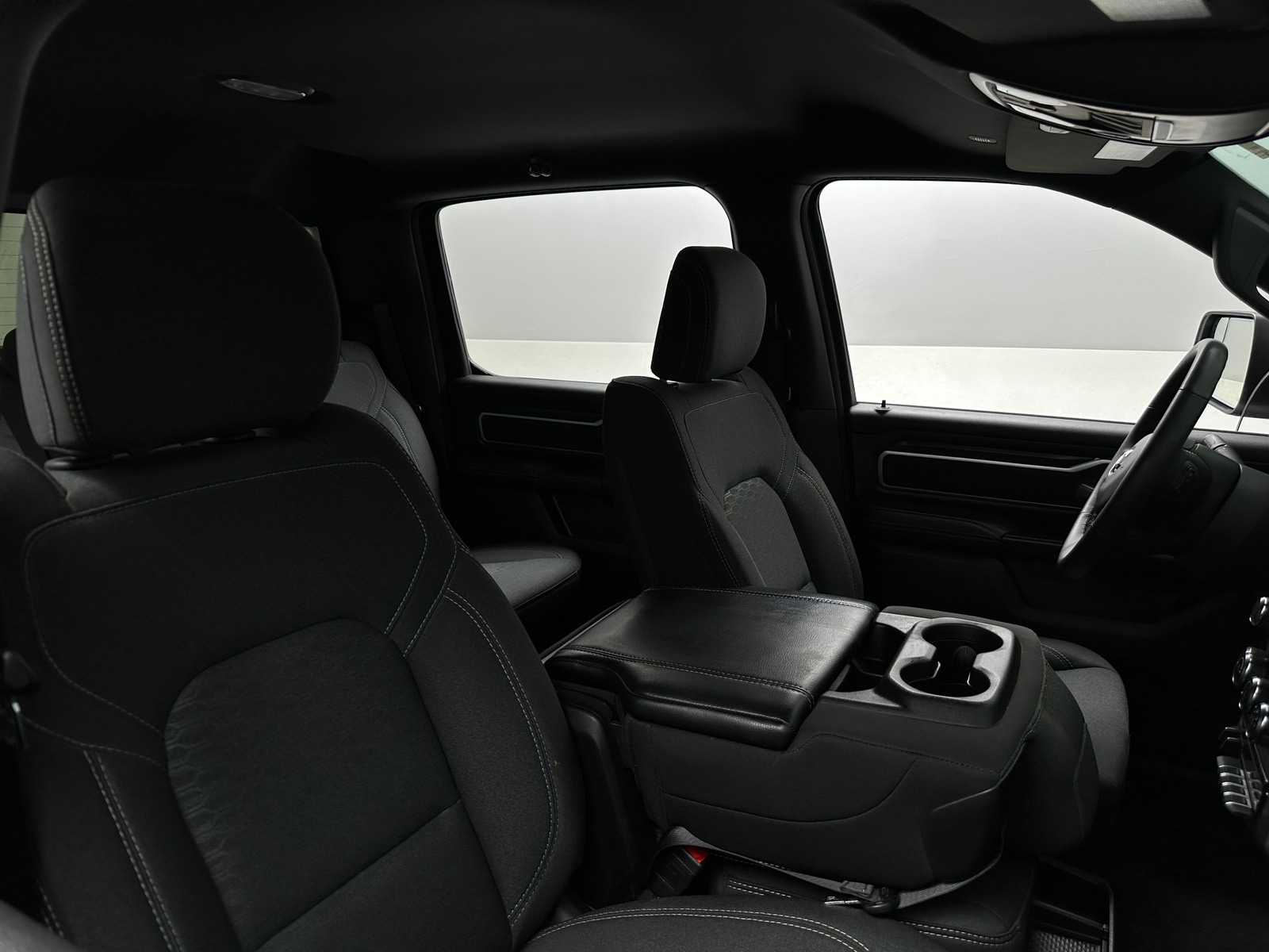 Thumbnail: 2025 RAM 1500 - 2