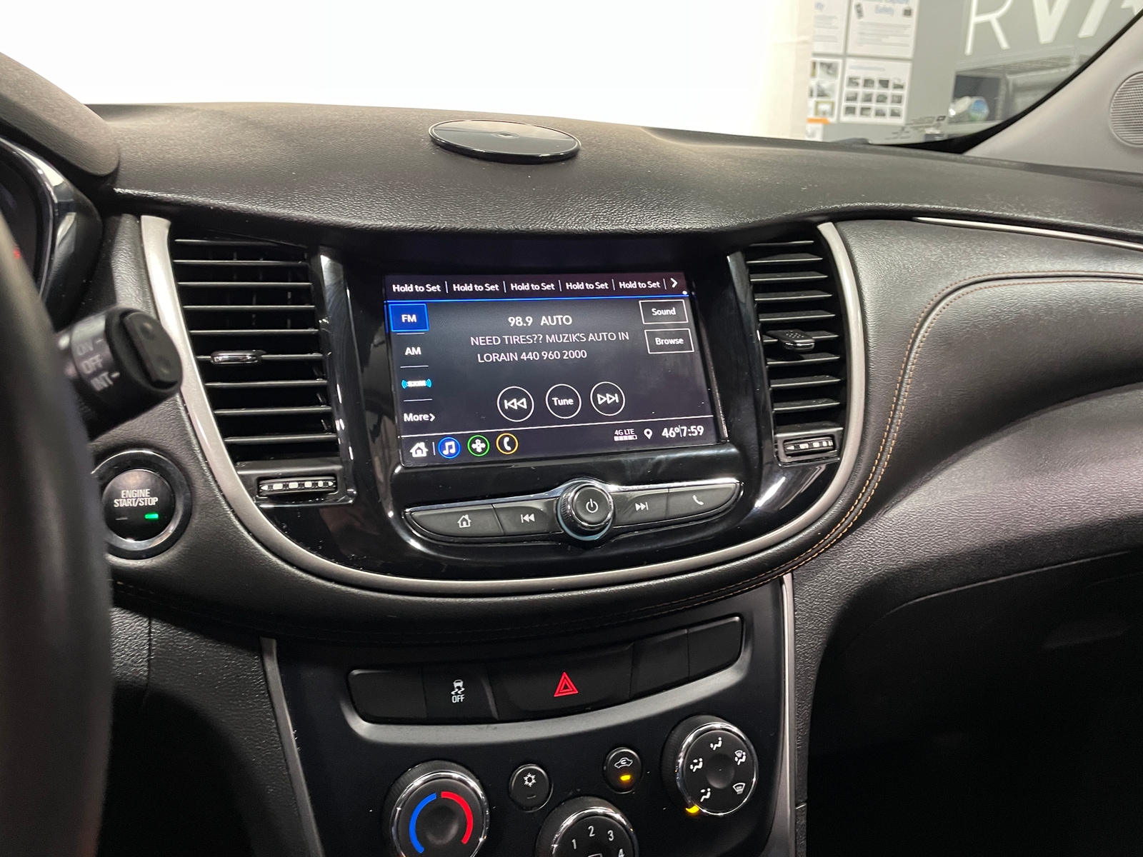 Thumbnail: 2020 Chevrolet Trax - 4