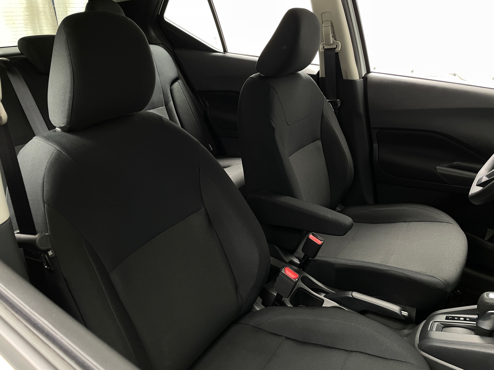 Thumbnail: 2025 Nissan Kicks - 2