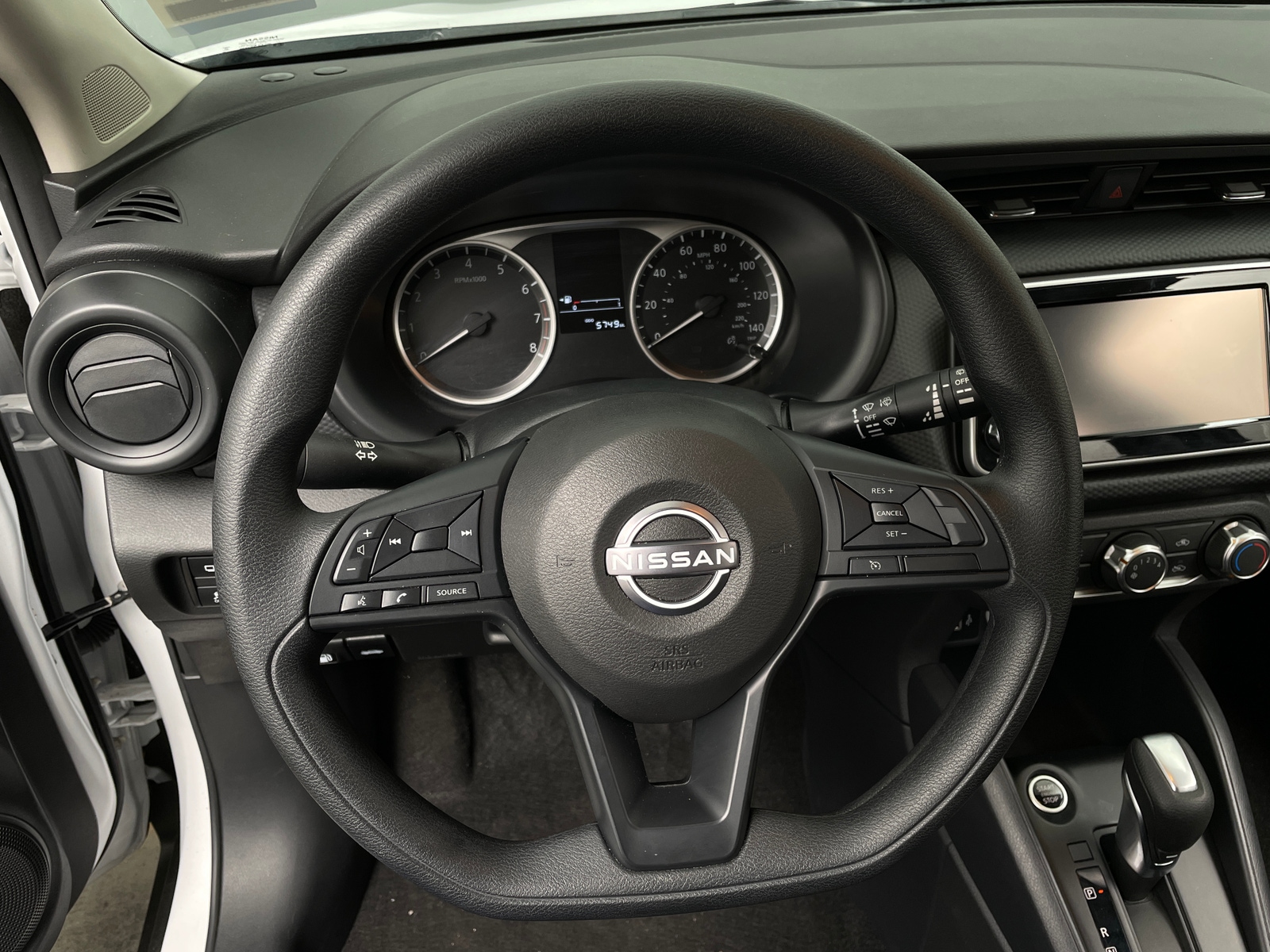Thumbnail: 2025 Nissan Kicks - 5