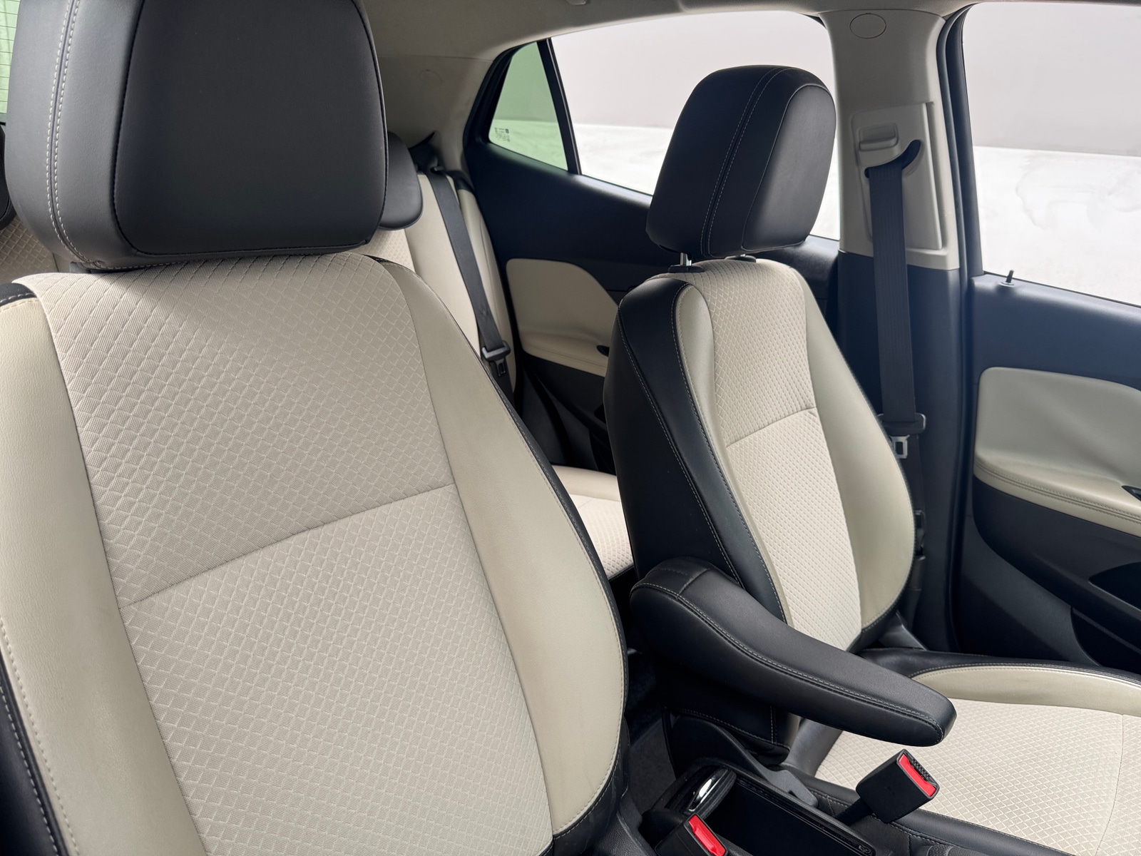 Thumbnail: 2019 Buick Encore - 2