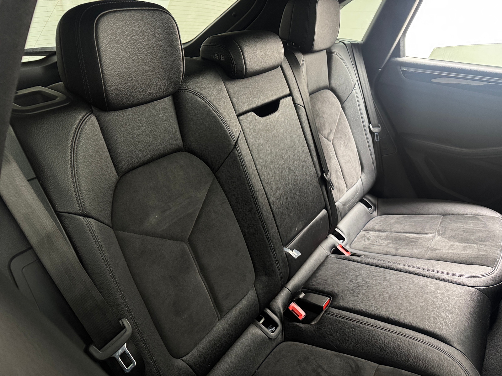 Thumbnail: 2019 Porsche Macan - 5