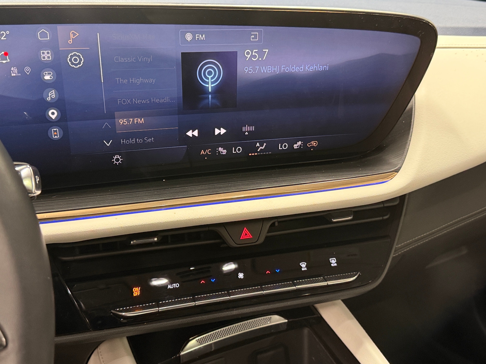 Thumbnail: 2025 Buick Envision - 3