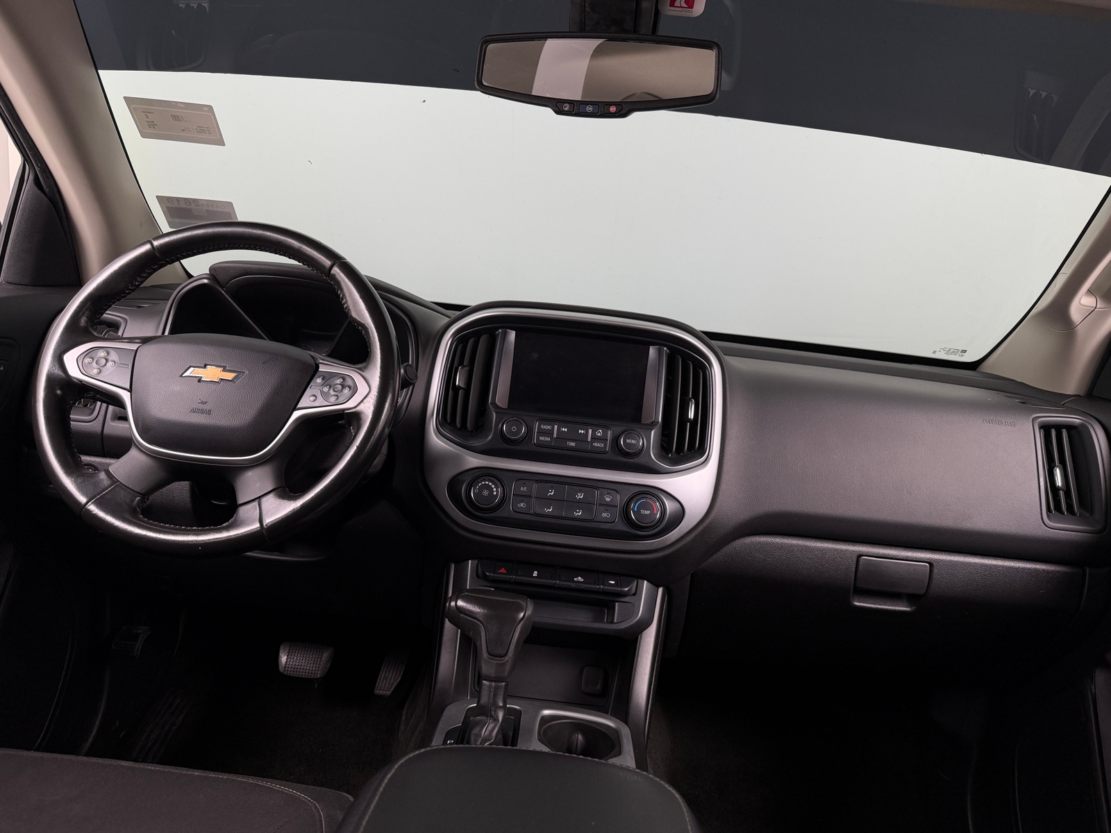 Thumbnail: 2018 Chevrolet Colorado - 3
