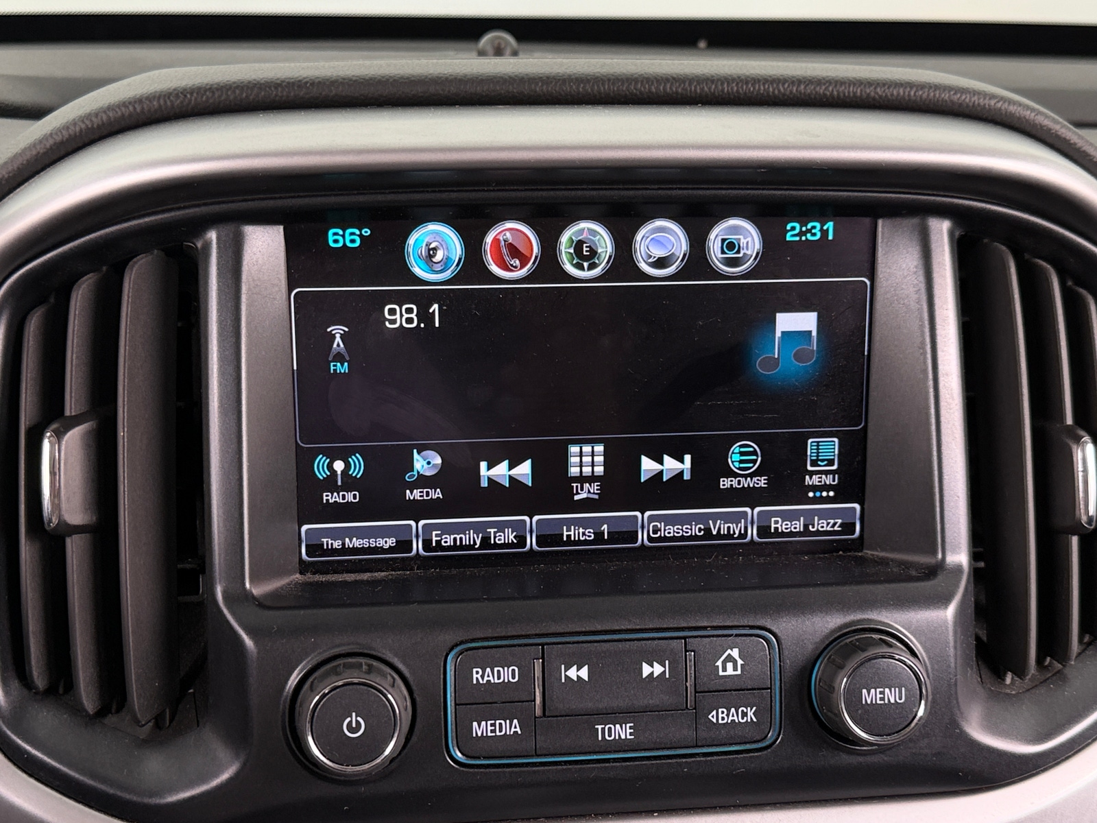 Thumbnail: 2018 Chevrolet Colorado - 4