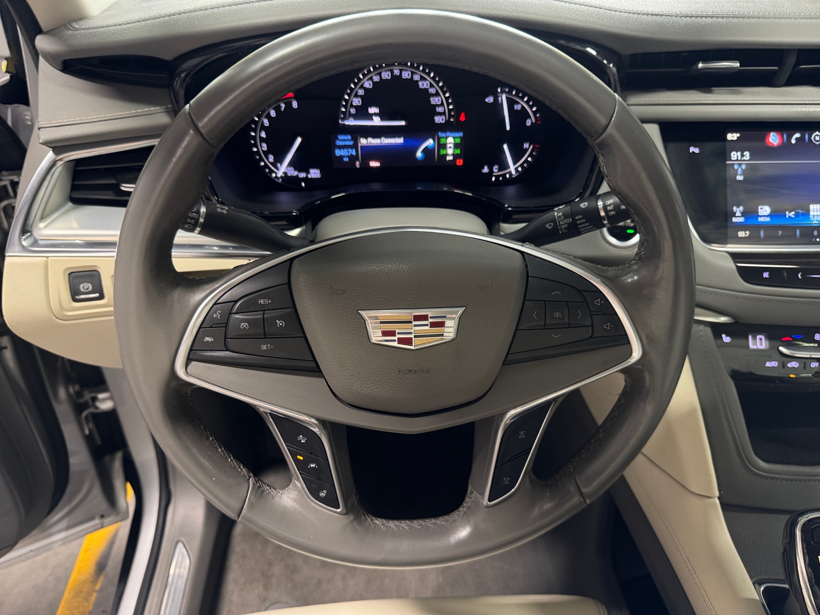 Thumbnail: 2017 Cadillac XT5 - 4