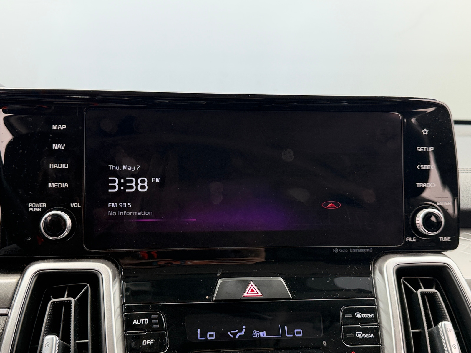 Thumbnail: 2022 Kia Sorento - 4