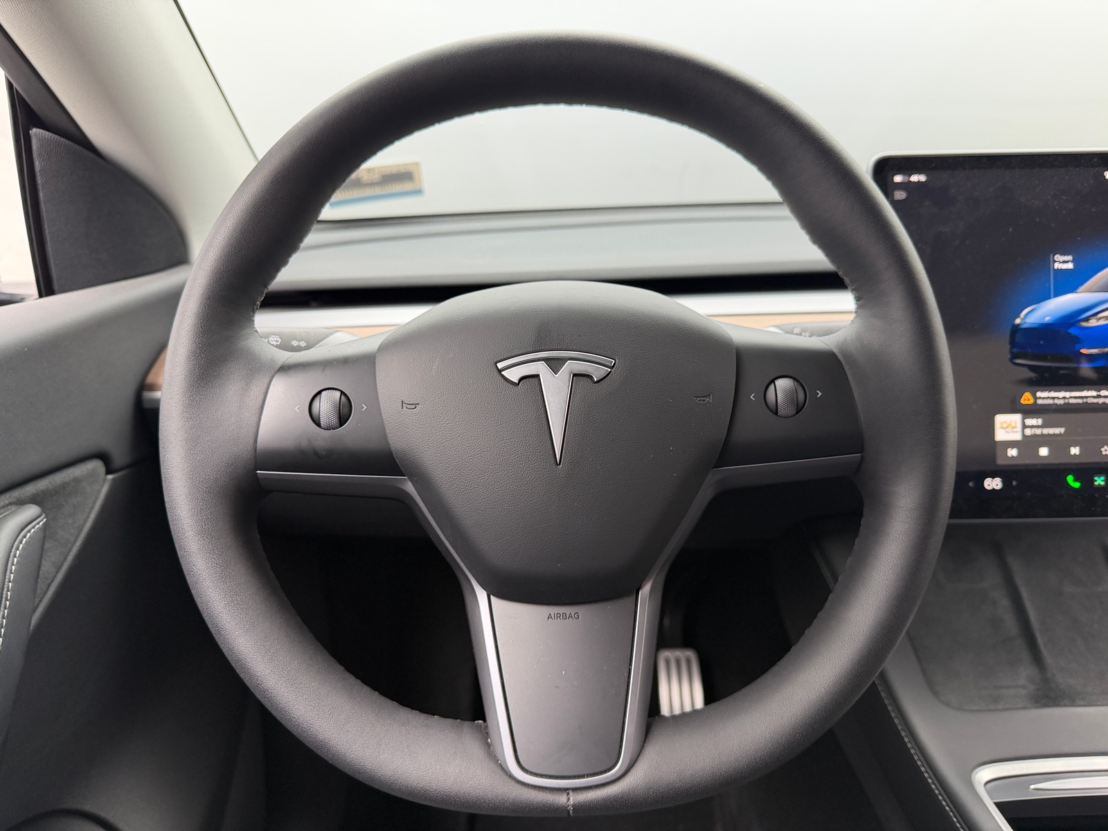 Thumbnail: 2022 Tesla Model Y - 4