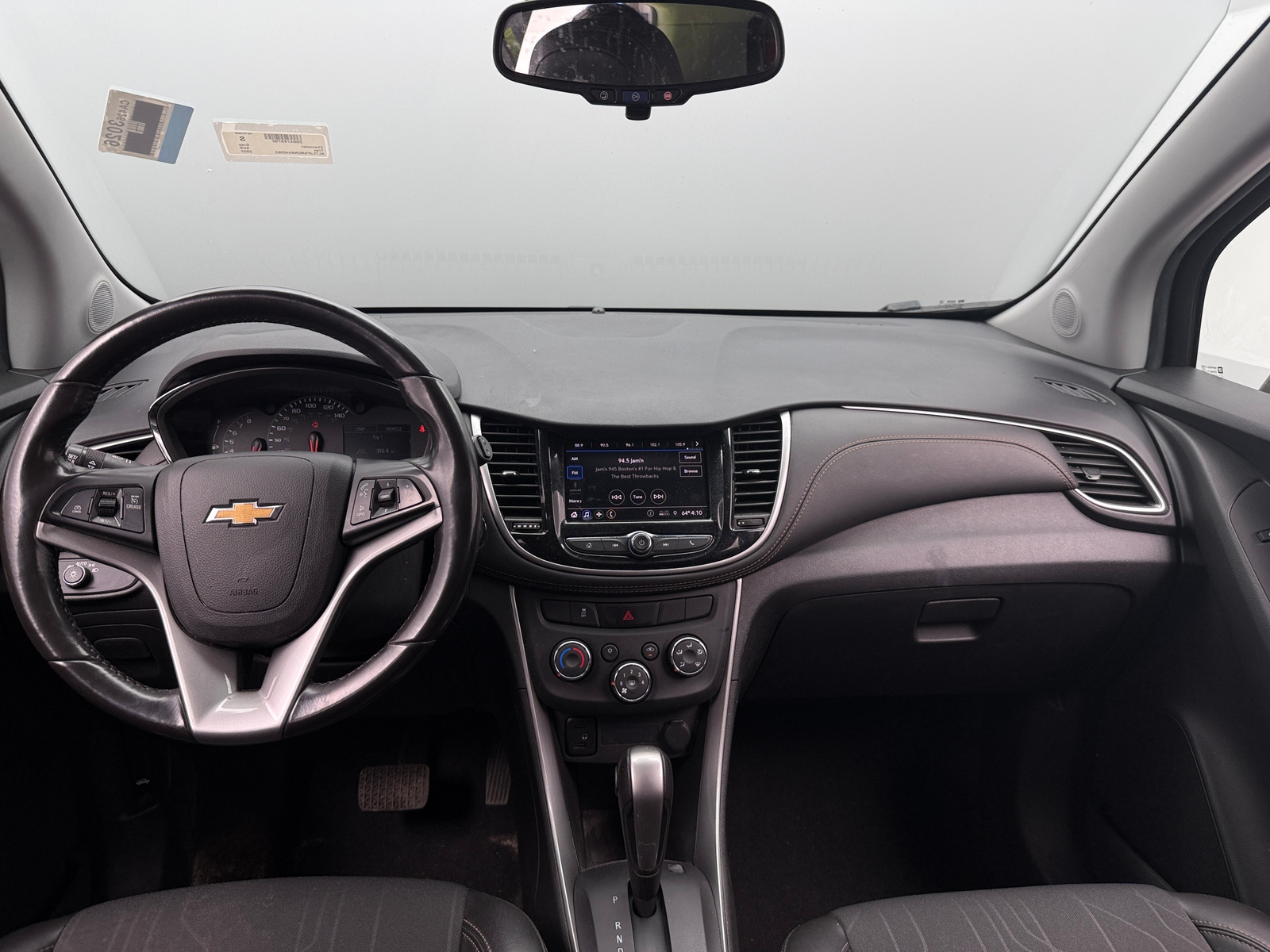 Thumbnail: 2022 Chevrolet Trax - 3
