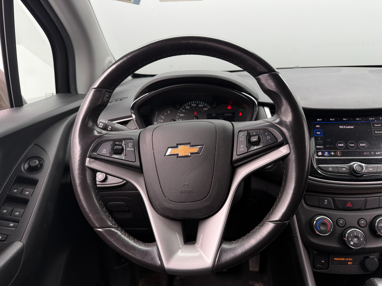 Thumbnail: 2022 Chevrolet Trax - 5