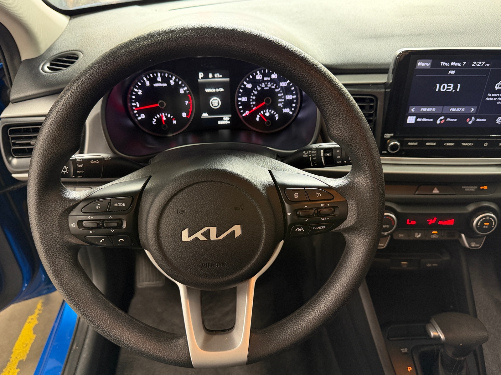 Thumbnail: 2022 Kia Rio - 5