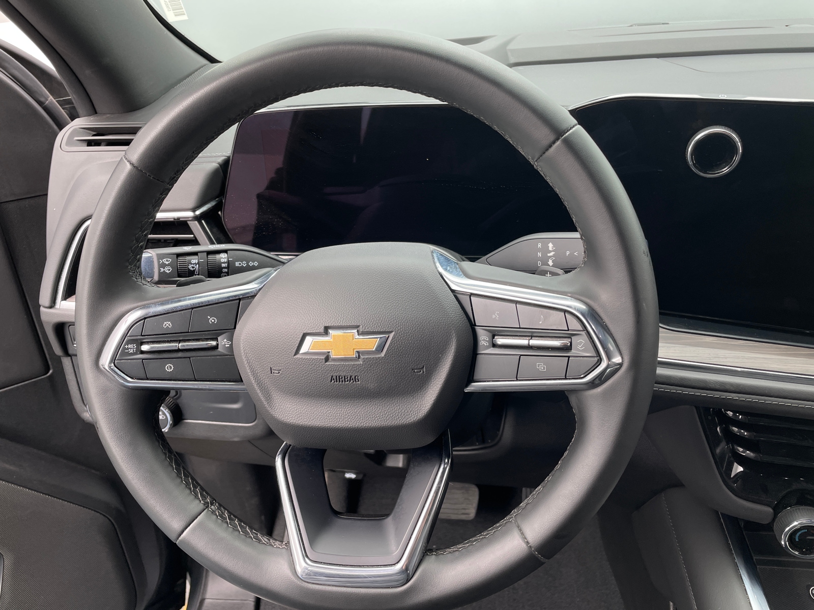 Thumbnail: 2025 Chevrolet Tahoe - 4
