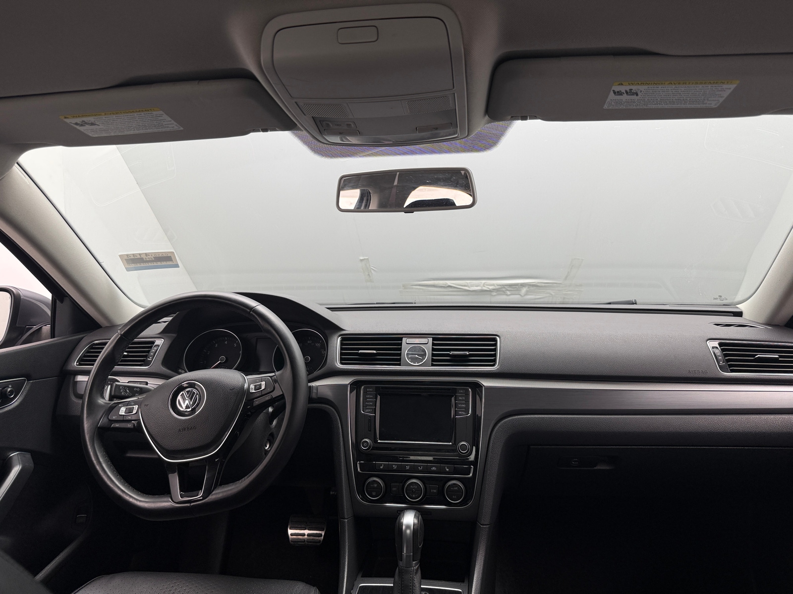 Thumbnail: 2017 Volkswagen Passat - 2