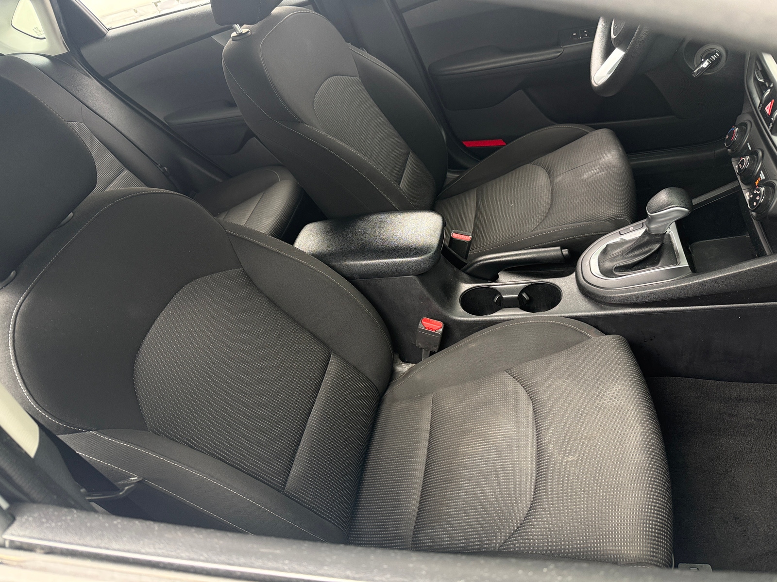 Thumbnail: 2021 Kia Forte - 2