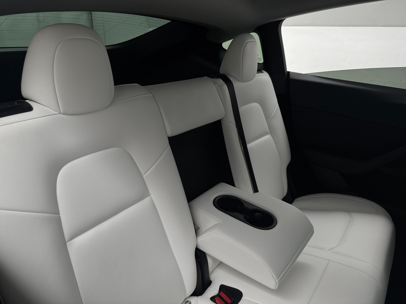 Thumbnail: 2023 Tesla Model Y - 5