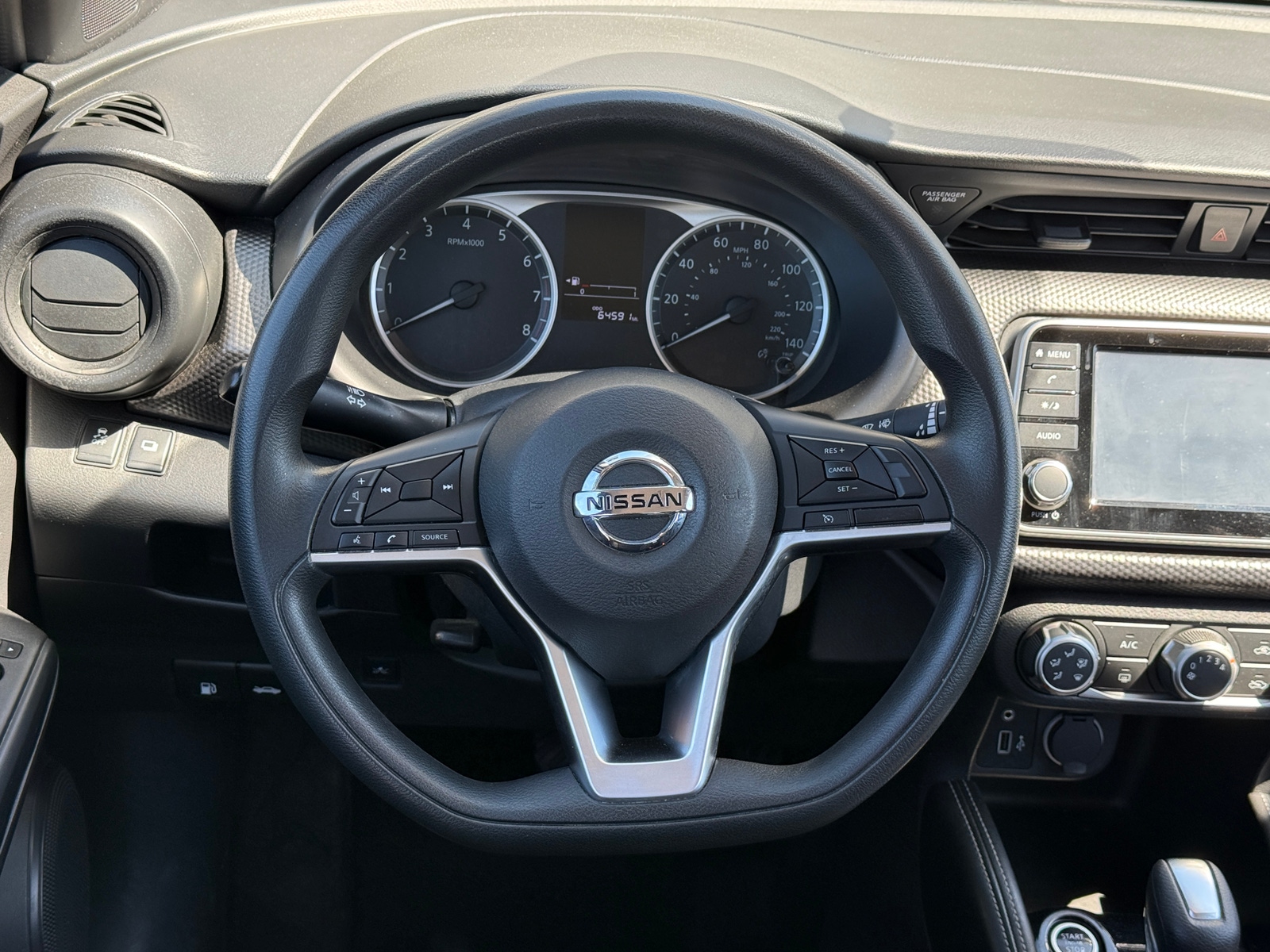 Thumbnail: 2018 Nissan Kicks - 5