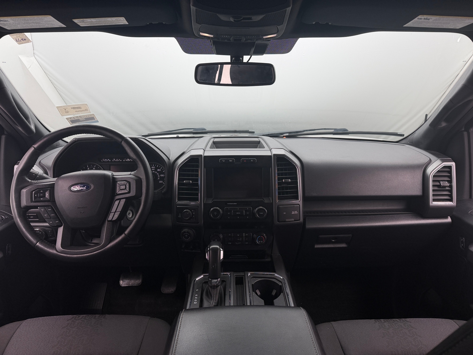 Thumbnail: 2019 Ford Econoline - 3