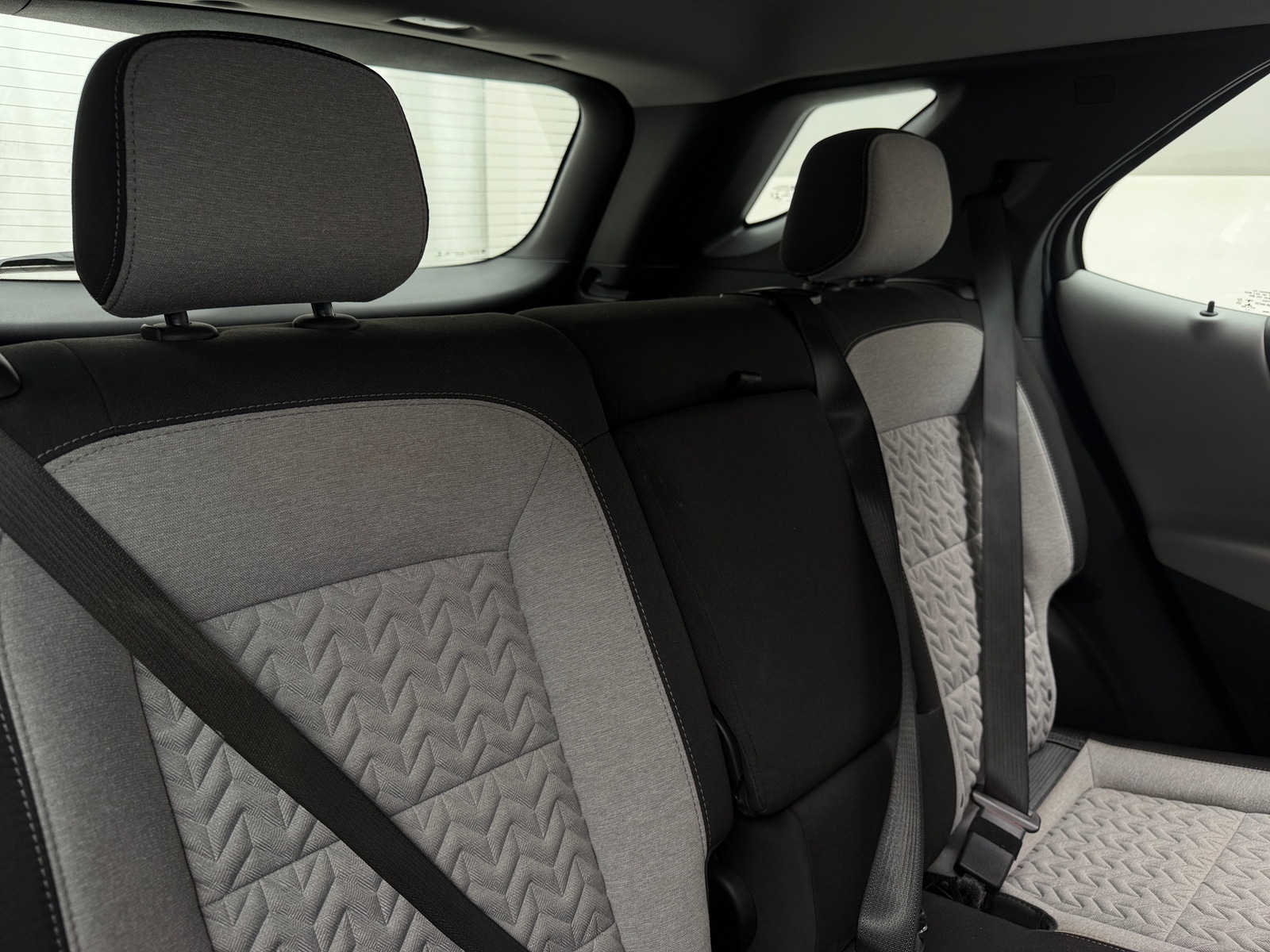 Thumbnail: 2022 Chevrolet Equinox - 6
