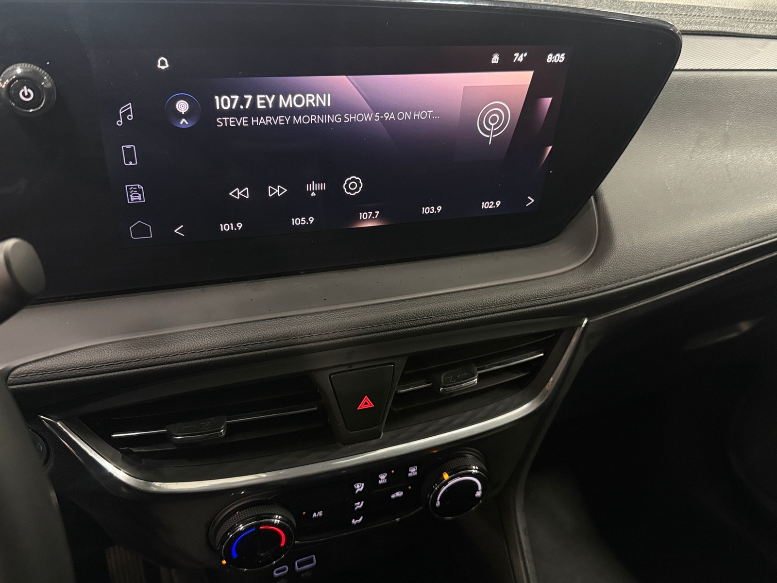 Thumbnail: 2024 Buick Encore GX - 3