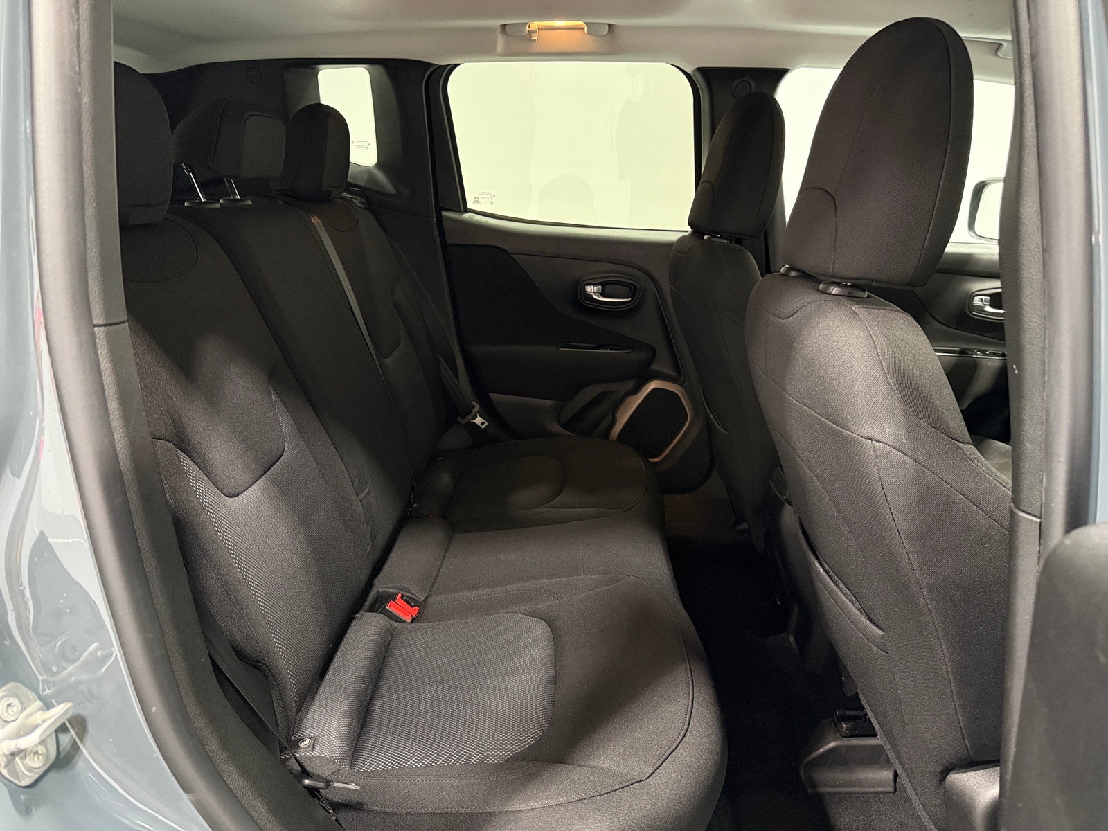 Thumbnail: 2017 Jeep Renegade - 6