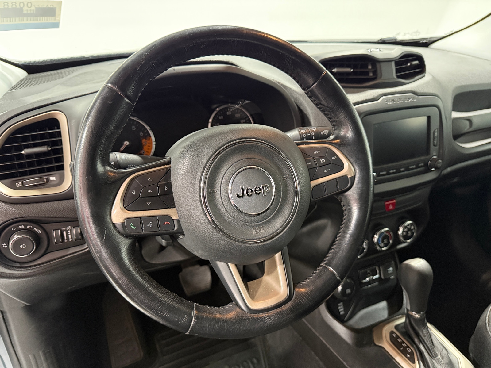 Thumbnail: 2017 Jeep Renegade - 5