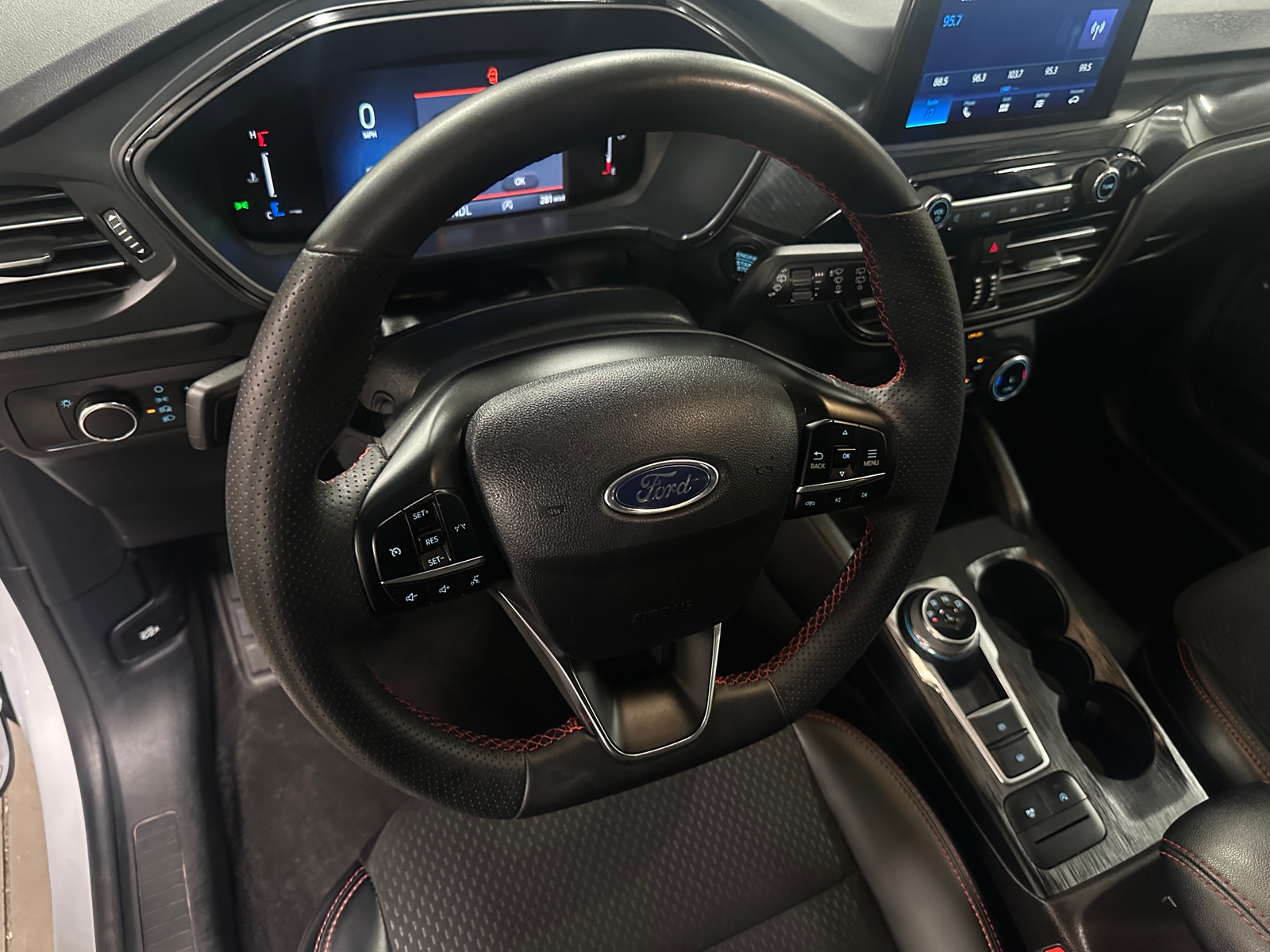Thumbnail: 2025 Ford Escape - 5