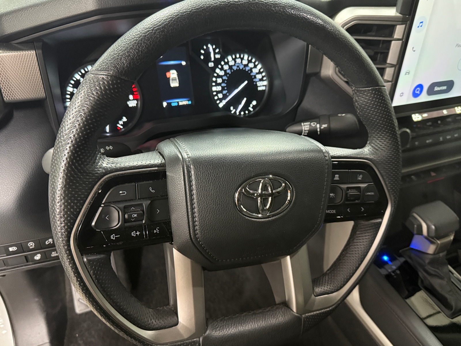 Thumbnail: 2022 Toyota Tundra - 4
