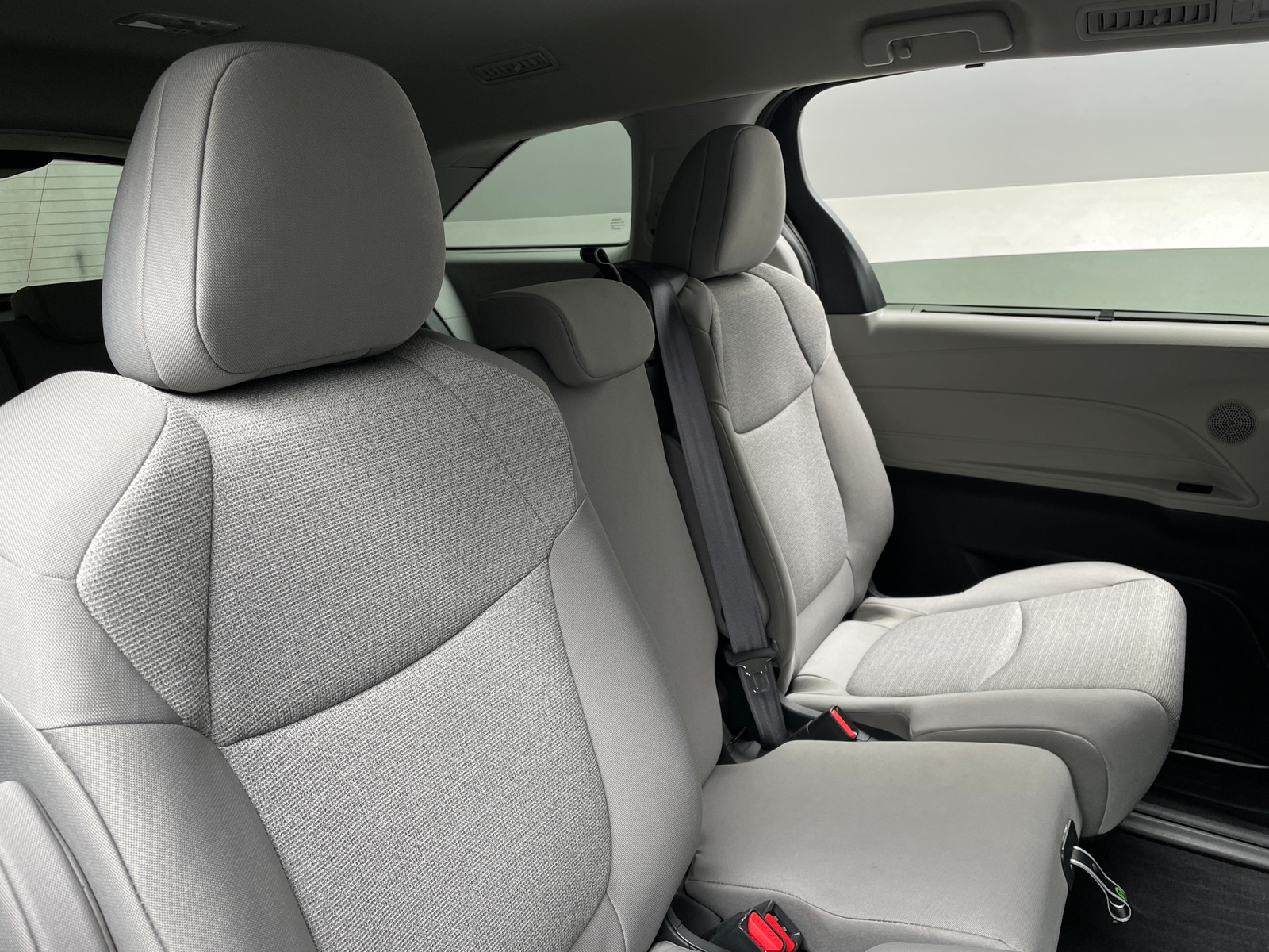 Thumbnail: 2023 Toyota Sienna - 6
