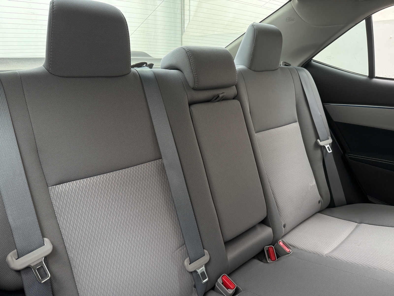 Thumbnail: 2015 Toyota Corolla - 6