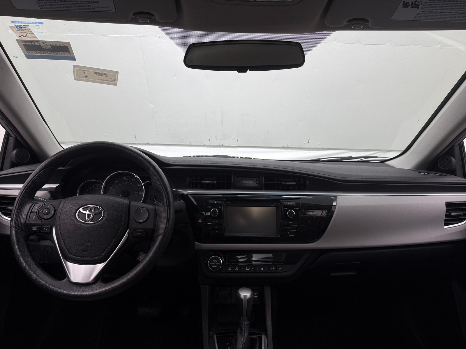 Thumbnail: 2015 Toyota Corolla - 3