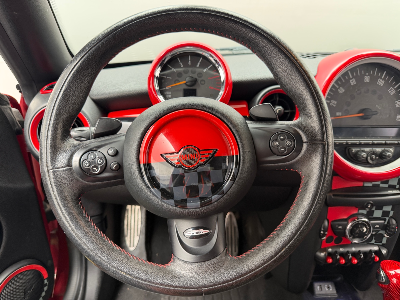 Thumbnail: 2014 MINI Cooper Coupe - 3