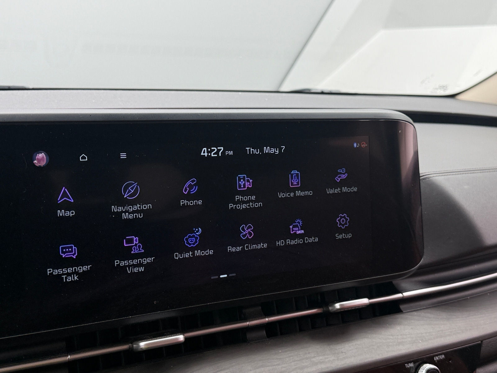Thumbnail: 2023 Kia Carnival - 3