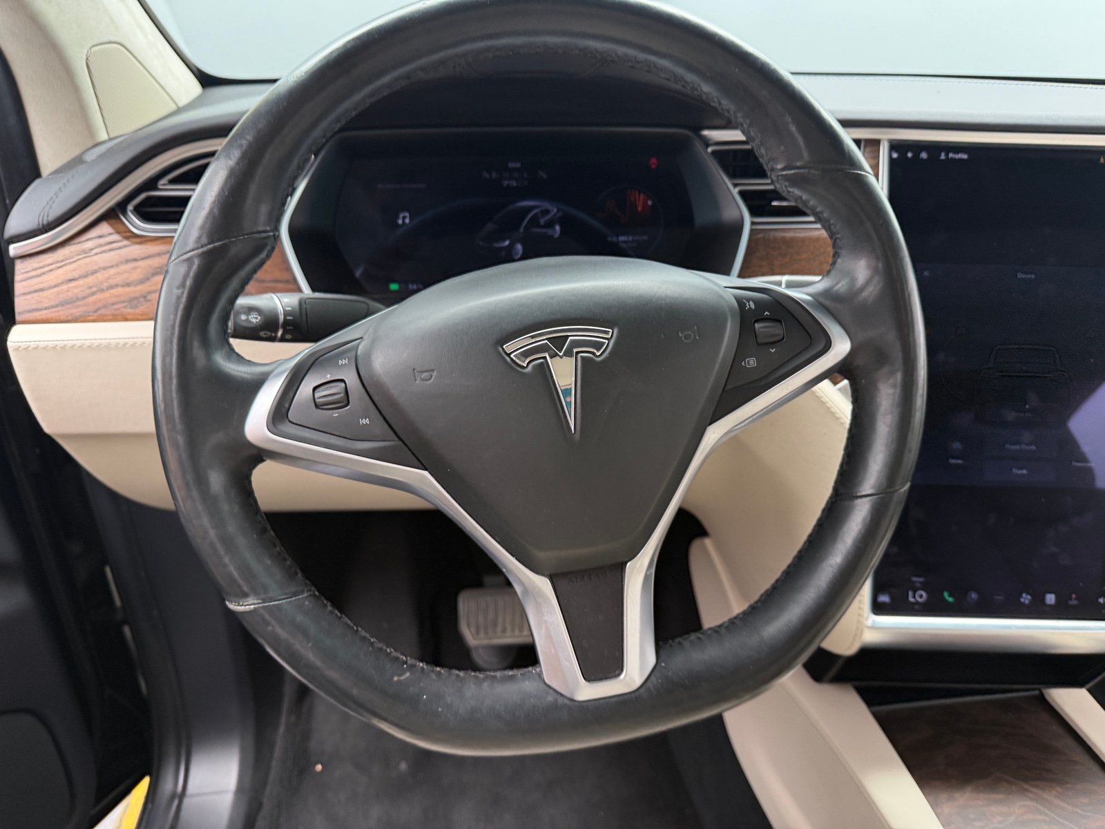 Thumbnail: 2018 Tesla Model X - 4